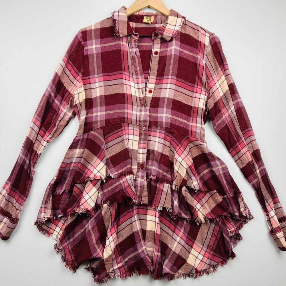 True Craft Plaid Peplum Button Down Shirt Burgundy Pink Frayed Hem Medium